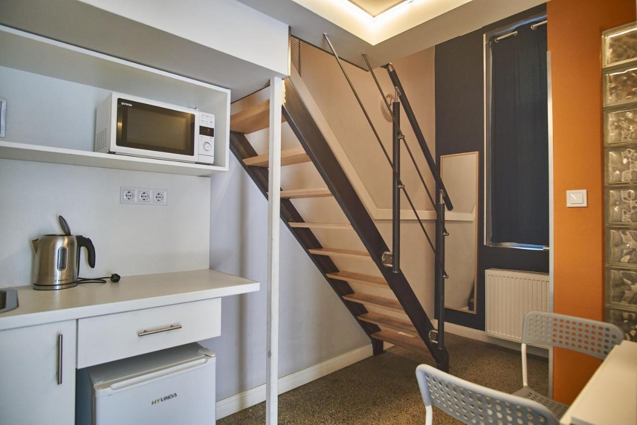 Z40 Apartments - Hostaid Βουδαπέστη Δωμάτιο φωτογραφία